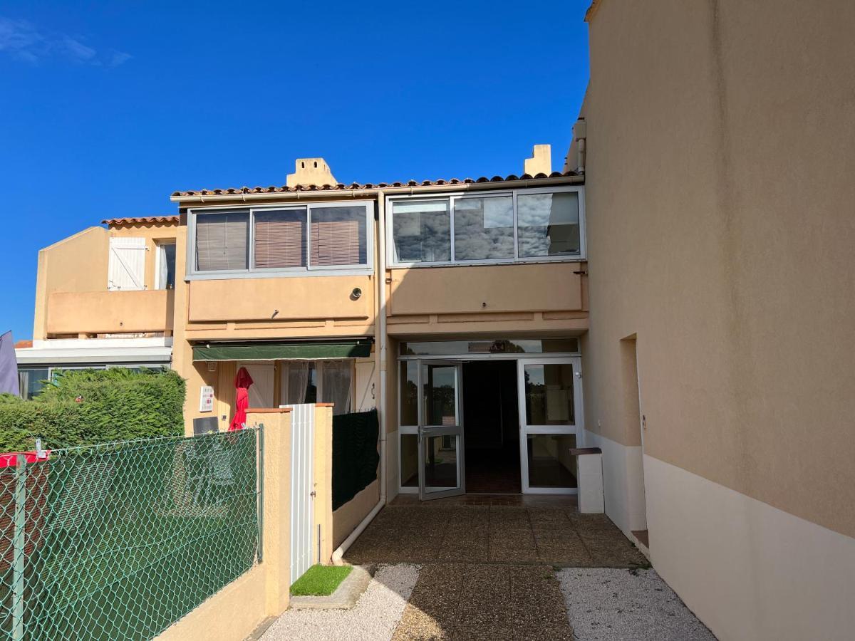 Joli Studio Tres Clair A Proximite Mer Pour 3 Personnes Ла-Лонд-ле-Мор Экстерьер фото